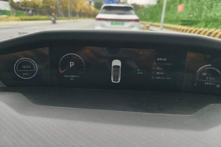 Used CHANGAN UNI-V iDD 2023 Zhidian iDD 1.5T 113km Smart & Fun Version (Rapid Edition) Instrument Cluster