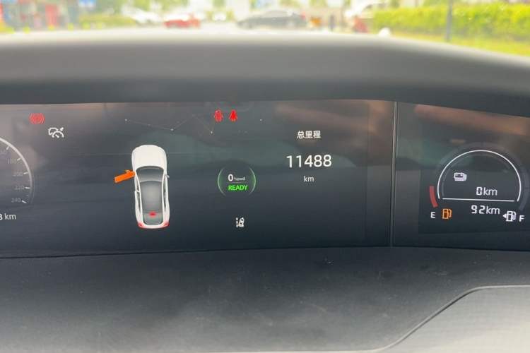 Used CHANGAN UNI-V iDD 2023 ZhiDian iDD 1.5T 113km ZhiKu Model Interior 1