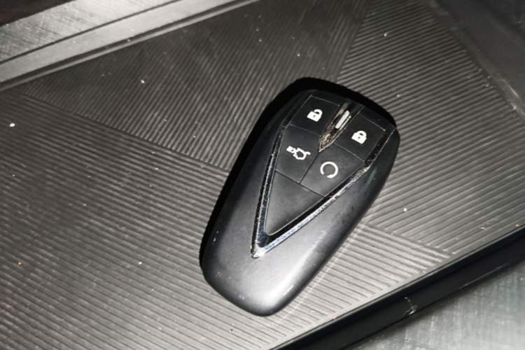 Used CHANGAN UNI-V iDD 2023 ZhiDian iDD 1.5T 113km Smart & Fun Version Interior 1