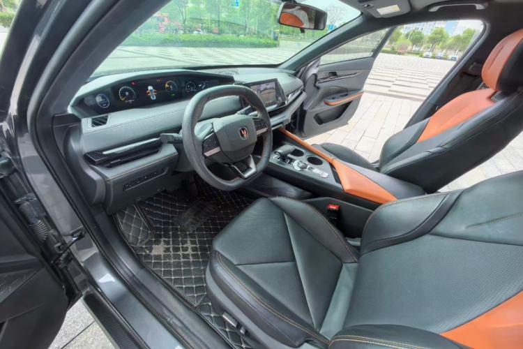 Used CHANGAN UNI-V iDD 2023 ZhiDian iDD 1.5T 113km Smart & Fun Version Interior 3
