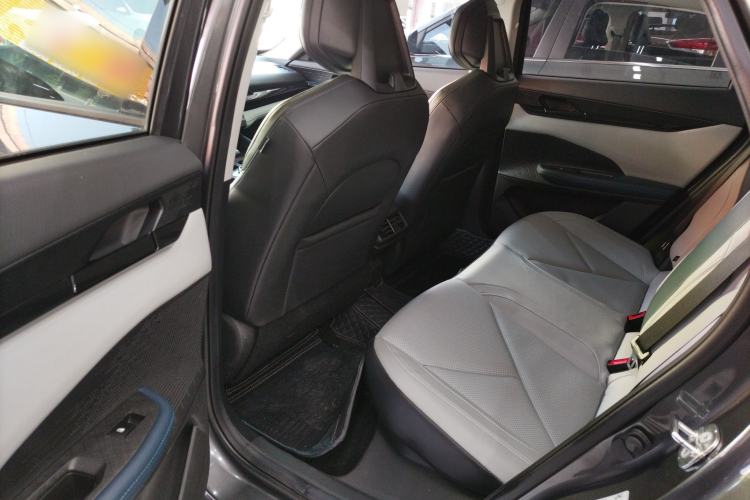 Used CHANGAN UNI-V iDD 2023 ZhiDian iDD 1.5T 113km Smart & Fun Version Interior 4