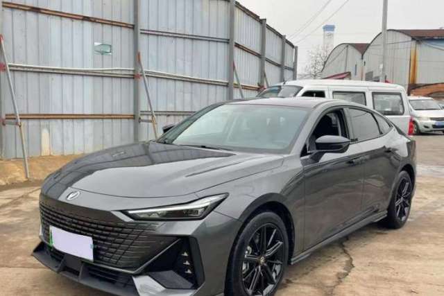 Used CHANGAN UNI-V iDD 2023 ZhiDian iDD 1.5T 113km Smart & Fun Version