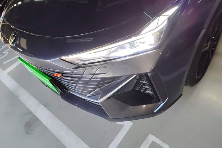 Used CHANGAN UNI-V iDD 2023 Zhidian iDD 1.5T 113km Smart & Fun Version (Rapid Edition) Left Front Headlight