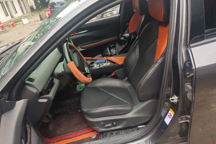 Used CHANGAN UNI-V iDD 2023 Zhidian iDD 1.5T 113km Smart & Fun Version (Rapid Edition) Left Front Seat