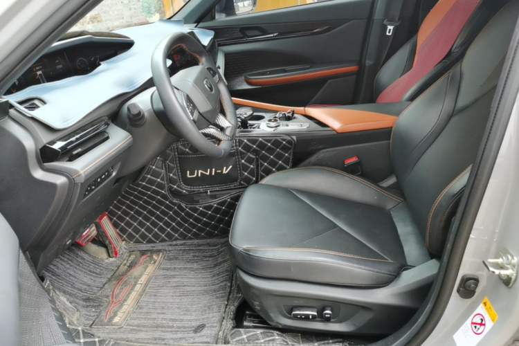 Used CHANGAN UNI-V iDD 2023 ZhiDian iDD 1.5T 113km ZhiKu Model Left Front Seat