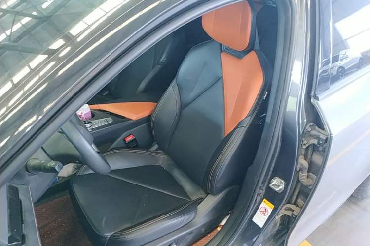 Used CHANGAN UNI-V iDD 2023 ZhiDian iDD 1.5T 113km ZhiKu Model Left Front Seat
