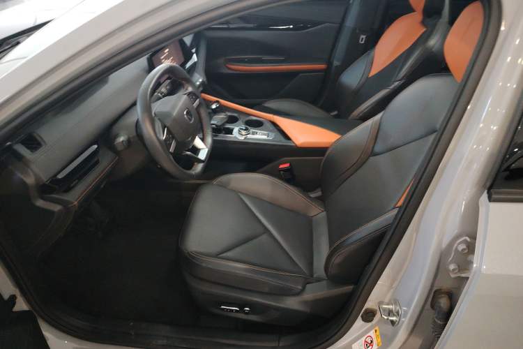 Used CHANGAN UNI-V iDD 2023 Zhidian iDD 1.5T 113km Smart & Fun Version (Rapid Edition) Left Front Seat