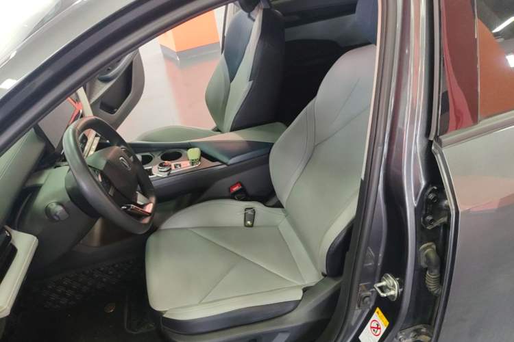 Used CHANGAN UNI-V iDD 2023 ZhiDian iDD 1.5T 113km Smart & Fun Version Left Front Seat