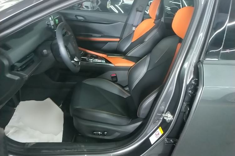 Used CHANGAN UNI-V iDD 2023 ZhiDian iDD 1.5T 113km Smart & Fun Version Left Front Seat