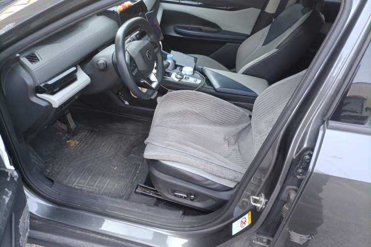 Used CHANGAN UNI-V iDD 2023 ZhiDian iDD 1.5T 113km Smart & Fun Version Left Front Seat