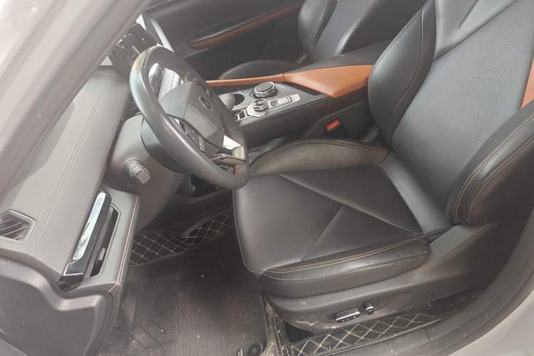 Used CHANGAN UNI-V iDD 2023 ZhiDian iDD 1.5T 113km Smart & Fun Version Left Front Seat