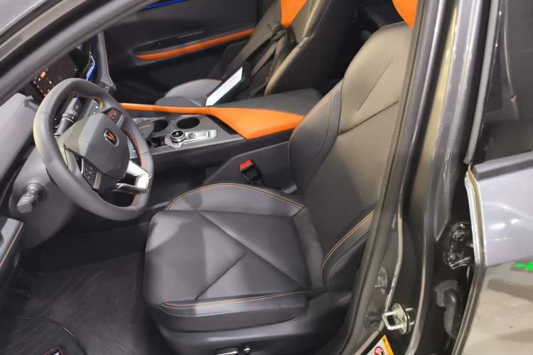 Used CHANGAN UNI-V iDD 2023 ZhiDian iDD 1.5T 113km ZhiKu Model Left Front Seat