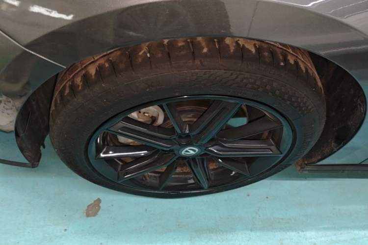 Used CHANGAN UNI-V iDD 2023 ZhiDian iDD 1.5T 113km Smart & Fun Version Left Front Wheel Hub