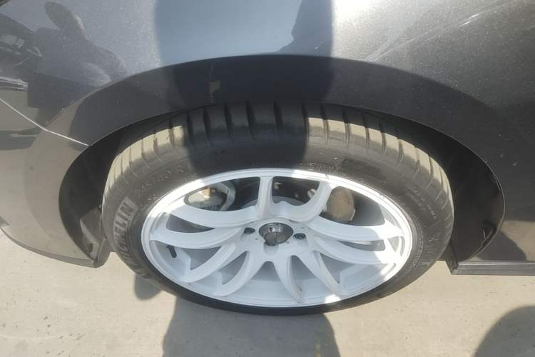 Used CHANGAN UNI-V iDD 2023 ZhiDian iDD 1.5T 113km Smart & Fun Version Left Front Wheel Hub
