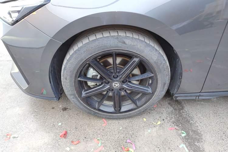 Used CHANGAN UNI-V iDD 2023 ZhiDian iDD 1.5T 113km Smart & Fun Version Left Front Wheel Hub