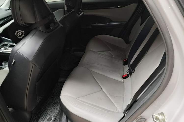 Used CHANGAN UNI-V iDD 2023 Zhidian iDD 1.5T 113km Smart & Fun Version (Rapid Edition) Left Rear Seat
