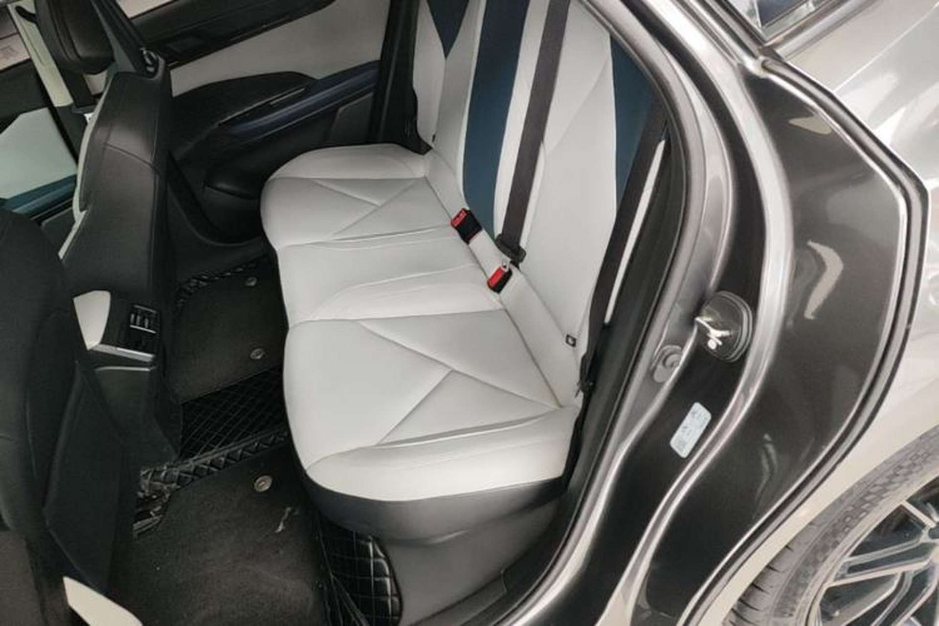 Used CHANGAN UNI-V iDD 2023 Zhidian iDD 1.5T 113km Smart & Fun Version (Rapid Edition) Left Rear Seat