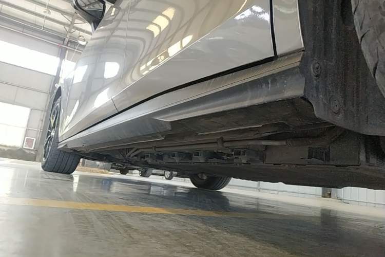 Used CHANGAN UNI-V iDD 2023 ZhiDian iDD 1.5T 113km ZhiKu Model Left Side Sill