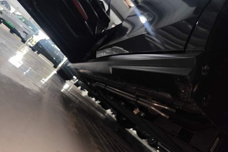 Used CHANGAN UNI-V iDD 2023 Zhidian iDD 1.5T 113km Smart & Fun Version (Rapid Edition) Left Side Sill