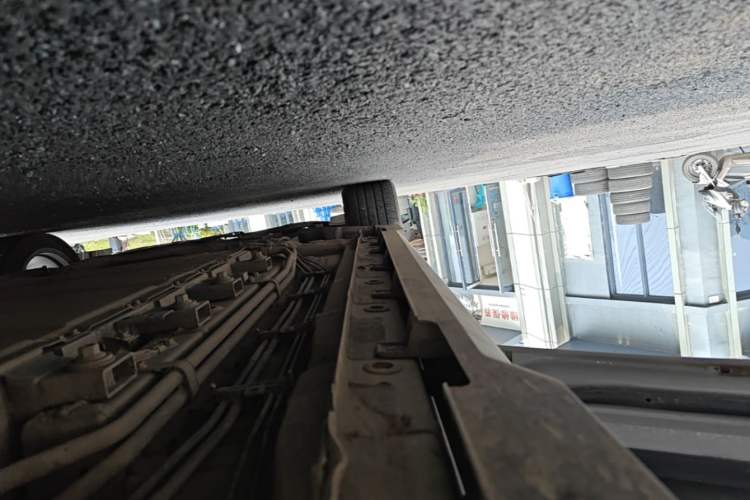 Used CHANGAN UNI-V iDD 2023 ZhiDian iDD 1.5T 113km Smart & Fun Version Left Side Sill
