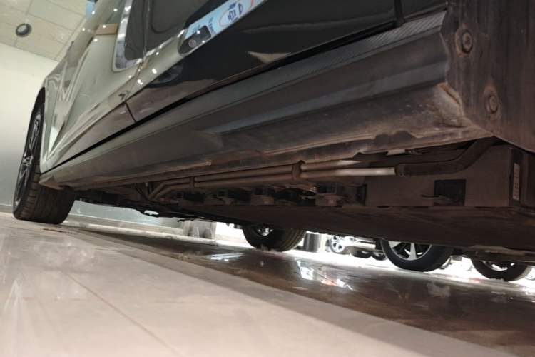 Used CHANGAN UNI-V iDD 2023 ZhiDian iDD 1.5T 113km Smart & Fun Version Left Side Sill