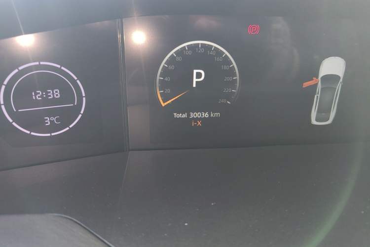 Used CHANGAN UNI-V iDD 2023 ZhiDian iDD 1.5T 113km Smart & Fun Version Odometer Close Up