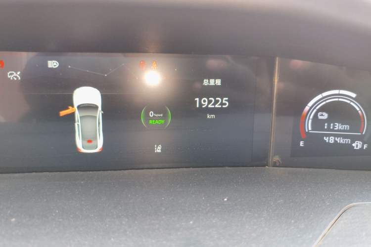 Used CHANGAN UNI-V iDD 2023 ZhiDian iDD 1.5T 113km ZhiKu Model Odometer Close Up