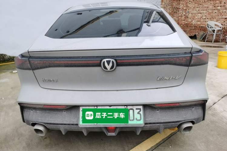 Used CHANGAN UNI-V iDD 2023 ZhiDian iDD 1.5T 113km ZhiKu Model Rear