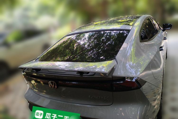 Used CHANGAN UNI-V iDD 2023 ZhiDian iDD 1.5T 113km ZhiKu Model Rear