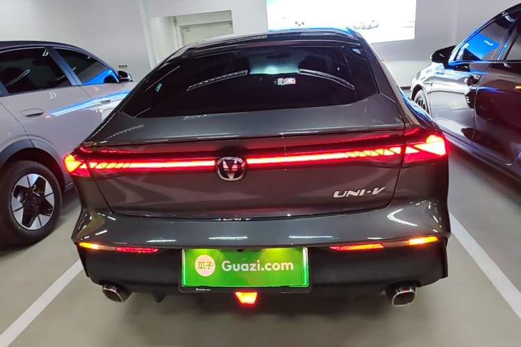 Used CHANGAN UNI-V iDD 2023 Zhidian iDD 1.5T 113km Smart & Fun Version (Rapid Edition) Rear