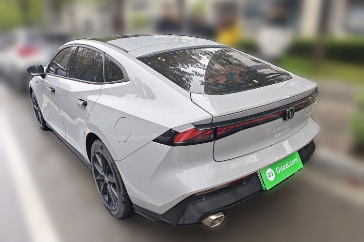 Used CHANGAN UNI-V iDD 2023 ZhiDian iDD 1.5T 113km ZhiKu Model Rear Left 45 Deg