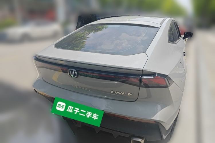 Used CHANGAN UNI-V iDD 2023 ZhiDian iDD 1.5T 113km ZhiKu Model Rear