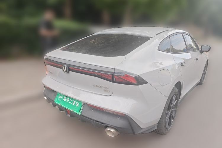 Used CHANGAN UNI-V iDD 2023 ZhiDian iDD 1.5T 113km Smart & Fun Version Rear Right 45 Deg