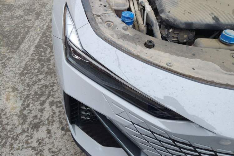 Used CHANGAN UNI-V iDD 2023 ZhiDian iDD 1.5T 113km ZhiKu Model Right Front Headlight