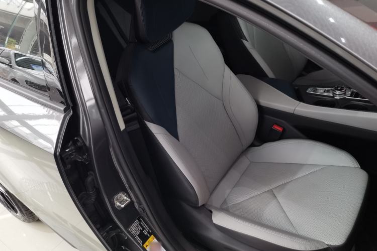 Used CHANGAN UNI-V iDD 2023 ZhiDian iDD 1.5T 113km ZhiKu Model Right Front Seat