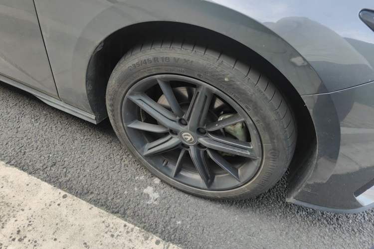 Used CHANGAN UNI-V iDD 2023 ZhiDian iDD 1.5T 113km Smart & Fun Version Right Front Wheel Hub