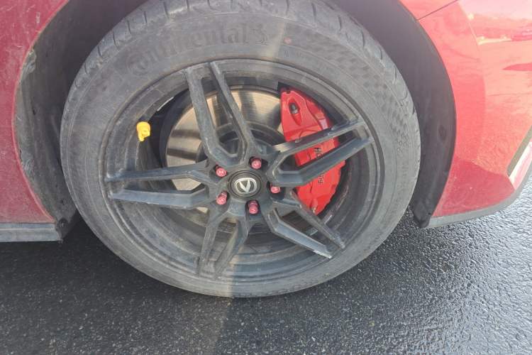 Used CHANGAN UNI-V iDD 2023 Zhidian iDD 1.5T 113km Smart & Fun Version (Rapid Edition) Right Front Wheel Hub