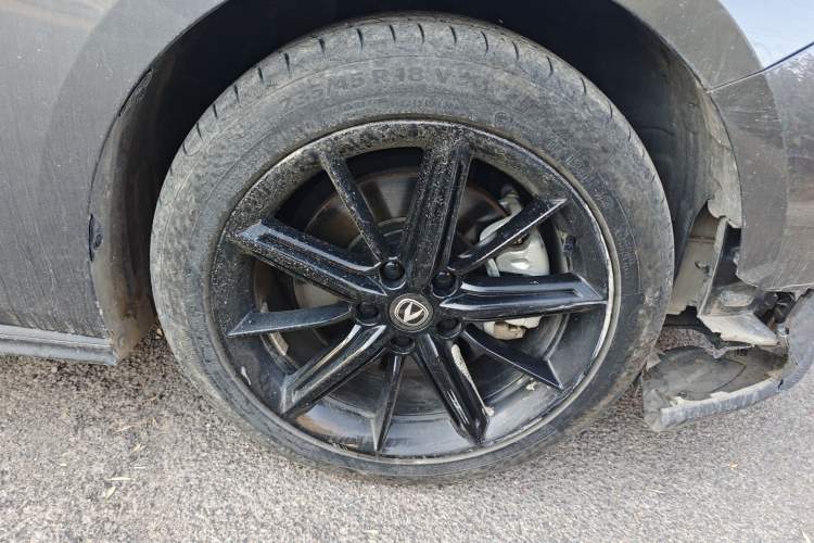 Used CHANGAN UNI-V iDD 2023 ZhiDian iDD 1.5T 113km Smart & Fun Version Right Front Wheel Hub