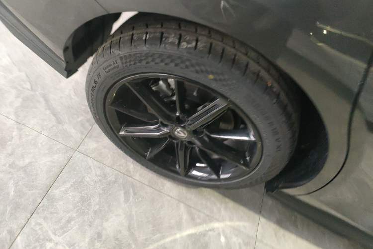 Used CHANGAN UNI-V iDD 2023 ZhiDian iDD 1.5T 113km Smart & Fun Version Right Rear Wheel Hub