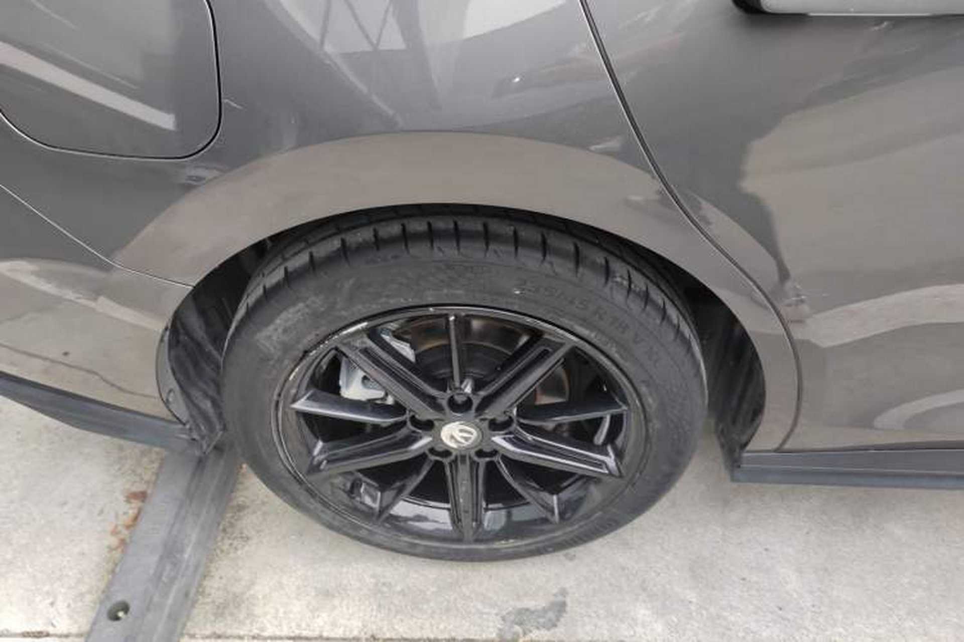 Used CHANGAN UNI-V iDD 2023 ZhiDian iDD 1.5T 113km ZhiKu Model Right Rear Wheel Hub
