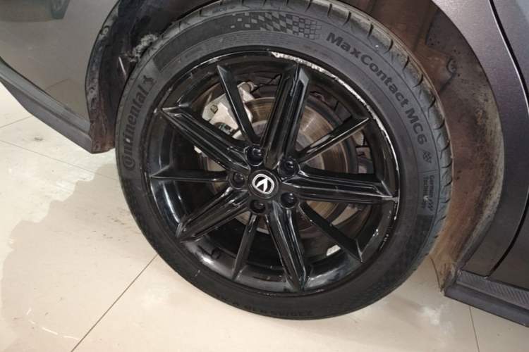 Used CHANGAN UNI-V iDD 2023 ZhiDian iDD 1.5T 113km Smart & Fun Version Right Rear Wheel Hub