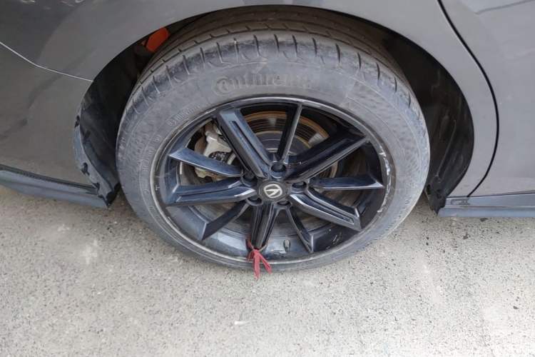 Used CHANGAN UNI-V iDD 2023 ZhiDian iDD 1.5T 113km Smart & Fun Version Right Rear Wheel Hub