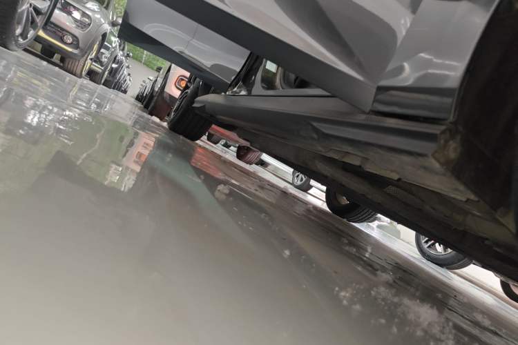 Used CHANGAN UNI-V iDD 2023 Zhidian iDD 1.5T 113km Smart & Fun Version (Rapid Edition) Right Side Sill
