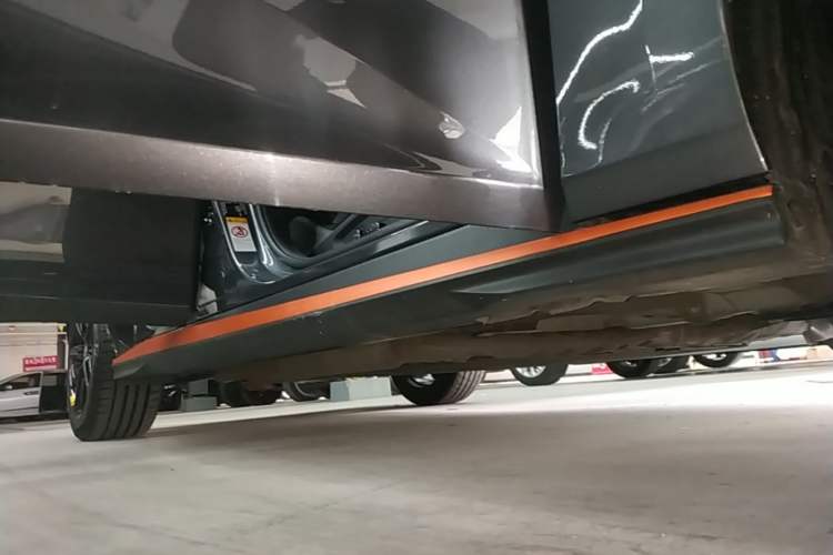 Used CHANGAN UNI-V iDD 2023 ZhiDian iDD 1.5T 113km Smart & Fun Version Right Side Sill