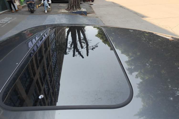 Used CHANGAN UNI-V iDD 2023 Zhidian iDD 1.5T 113km Smart & Fun Version (Rapid Edition) Roof