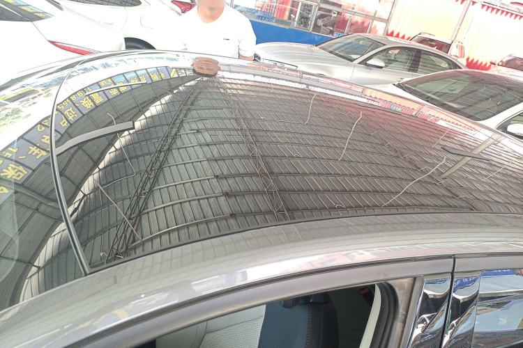 Used CHANGAN UNI-V iDD 2023 ZhiDian iDD 1.5T 113km ZhiKu Model Roof