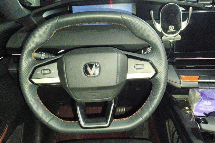 Used CHANGAN UNI-V iDD 2023 ZhiDian iDD 1.5T 113km ZhiKu Model Steering Wheel