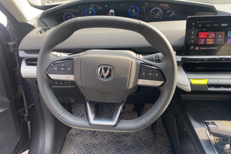 Used CHANGAN UNI-V iDD 2023 ZhiDian iDD 1.5T 113km ZhiKu Model Steering Wheel