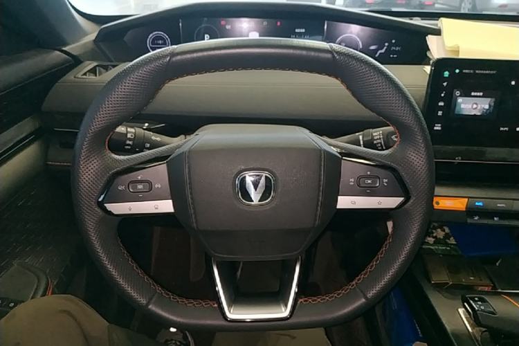 Used CHANGAN UNI-V iDD 2023 ZhiDian iDD 1.5T 113km ZhiKu Model Steering Wheel