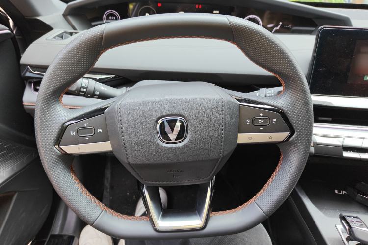 Used CHANGAN UNI-V iDD 2023 Zhidian iDD 1.5T 113km Smart & Fun Version (Rapid Edition) Steering Wheel
